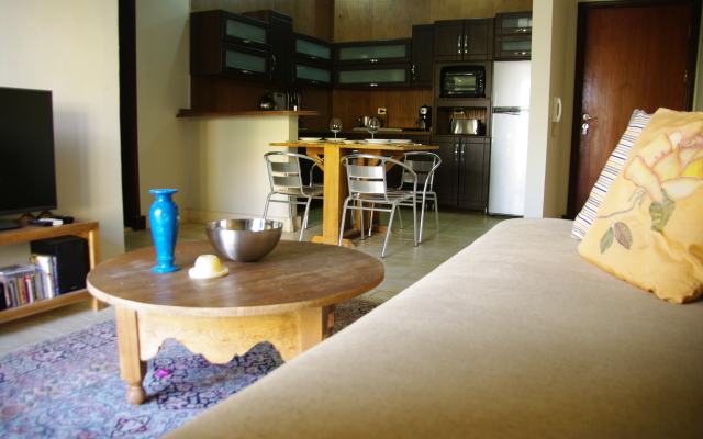 Luxury garden and walk anywhere Apartments