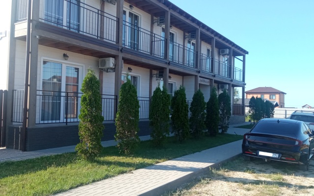 Bely Lotos Mini Hotel
