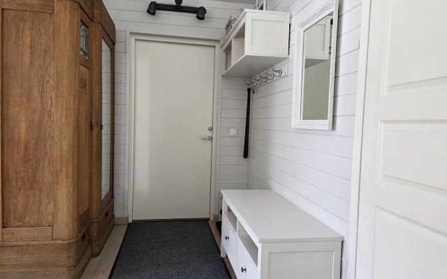 V Kottedzhnom Poselke Izumrudnye Kholmy Private house