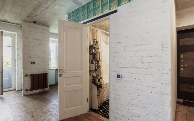 Knizhny Loft Flat
