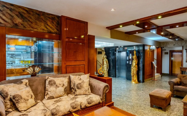 Peak Star Hotel