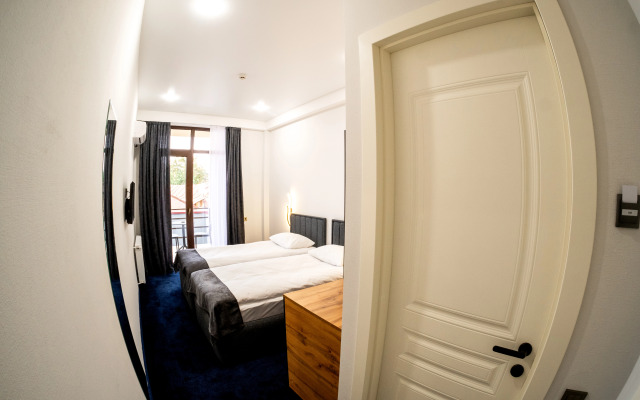 Отель Urban Blis