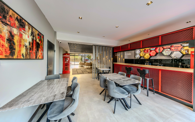 Intercity Airport Hotel