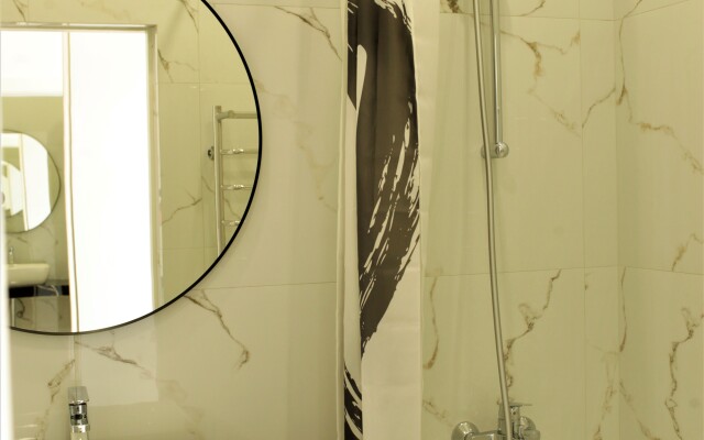 On the Heights 9 Apartments