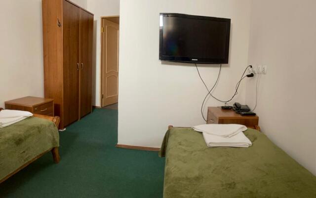 Vershina Hotel