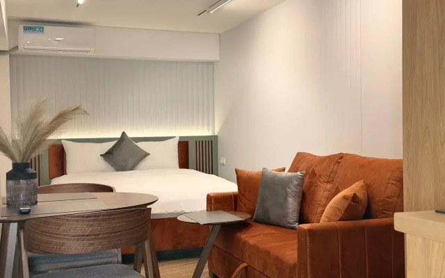 Stylish and Cheeky Retreat Apartments