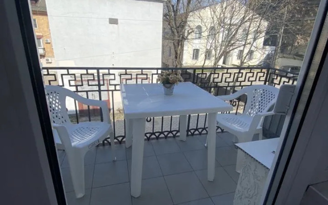 Апартаменты на Театральной 26