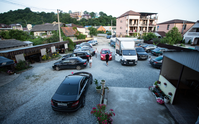 Mari Guest house