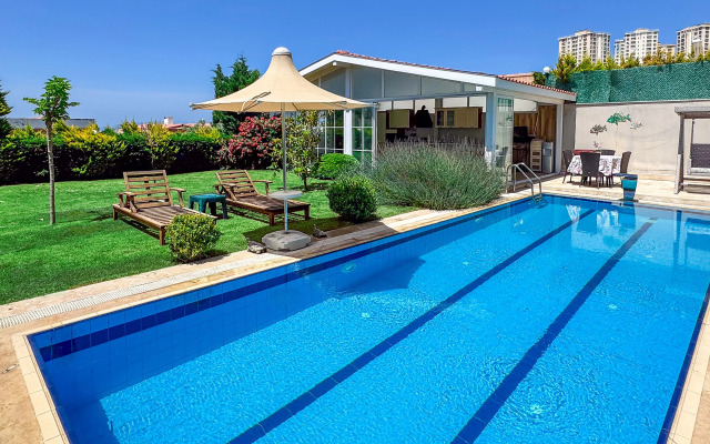 Limon Villa