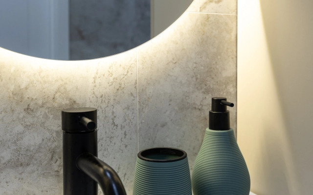 S Terrasoy u Morya Flat