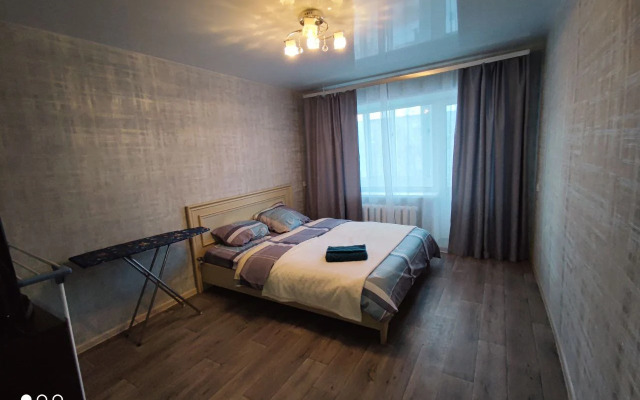 Квартира Аллея Труда 16 с Балконом