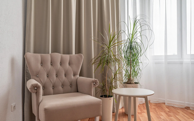 Квартира Двухкомнатная с панорамным видом Уральская 75