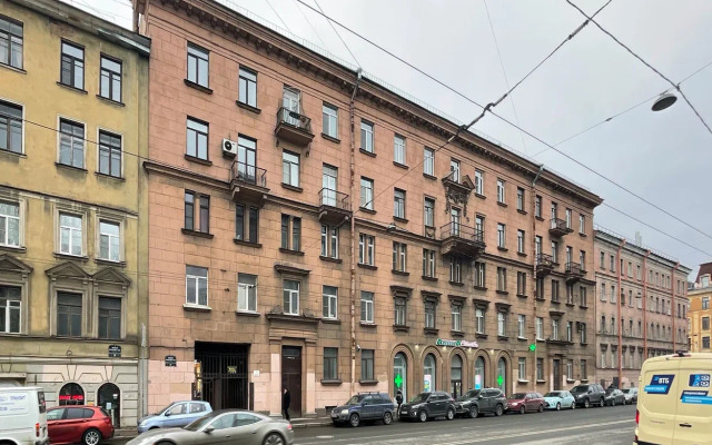 Leto Na Vasilyevskom Ostrove Apartments