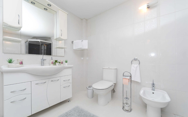 V Samom Tsentre Sochi Private House