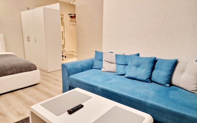 Апартаменты Центр,Черняховского 16, Колибри#16.