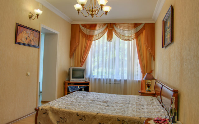 Nadezhda Mini-Hotel