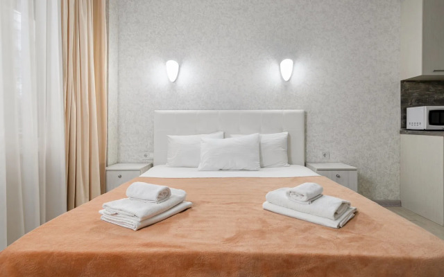 V Samom Tsentre Esto-Sadka Flat