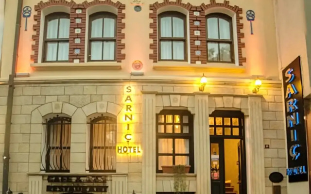 Отель Sarnic