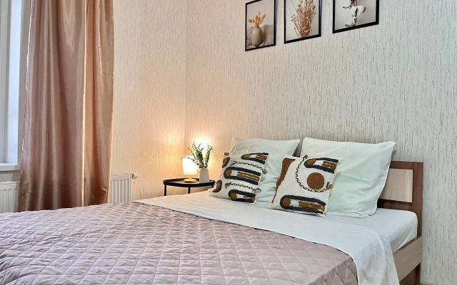 Апартаменты на Революции