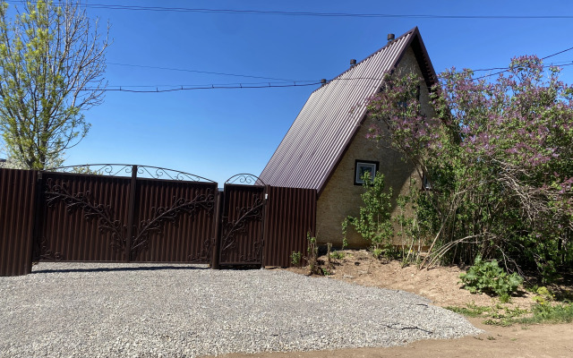 Uyutny Afreym S Saunoy Private house