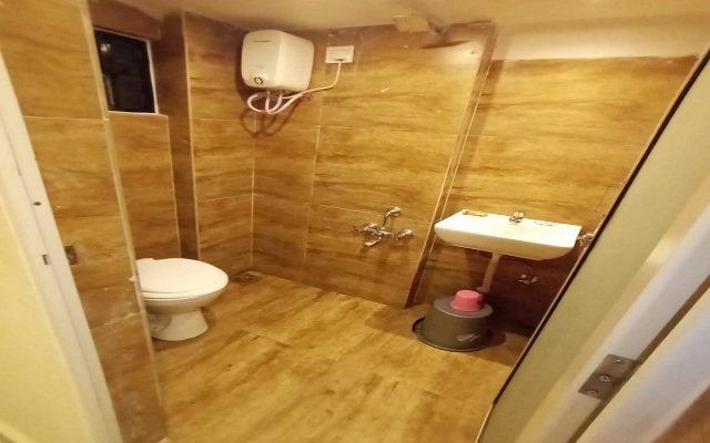 Radhe Hotel