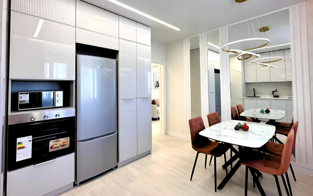 Sunrise City 7 Blok Apartments