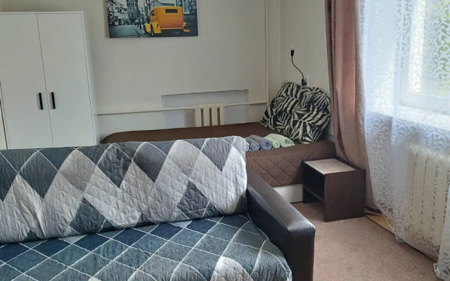 V Tikhom Ugolke Tsentra Flat