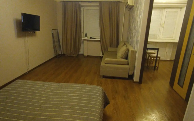 Uyutnaya Na 4 Gostya Ul Pervomayskaya 69 Flat