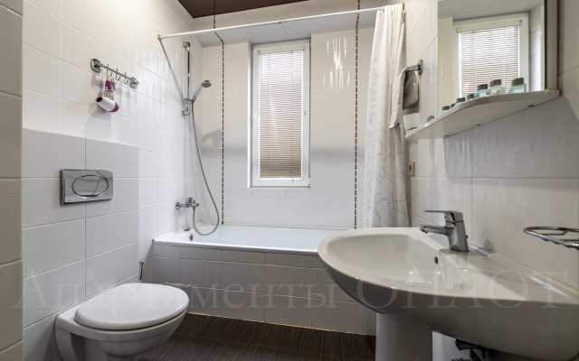Oplot - Klassicheskie s balkonom i vannoj 5 Apartments