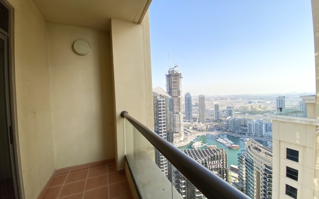 Close to JBR Beach Spacious 2BR Marina views Apartments