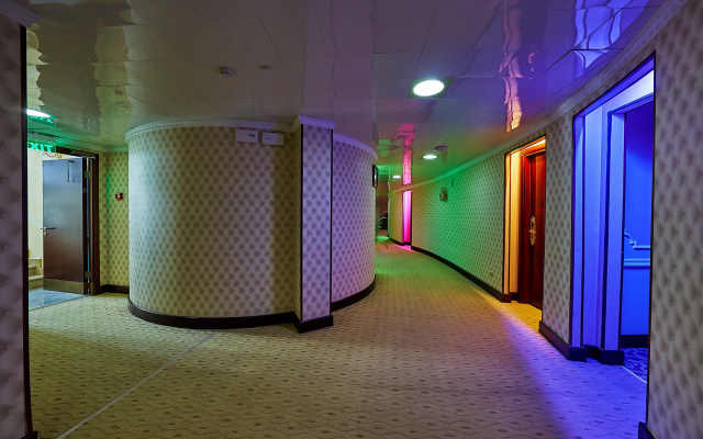 TAGANKA-HOLL Moscow Hotel