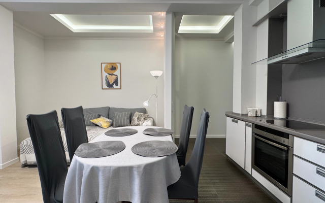 Na Pervomayskoy 2 Spalni Flat