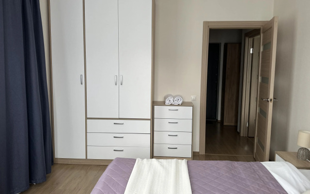 Embankment of the Black River house 3k2 Apartments
