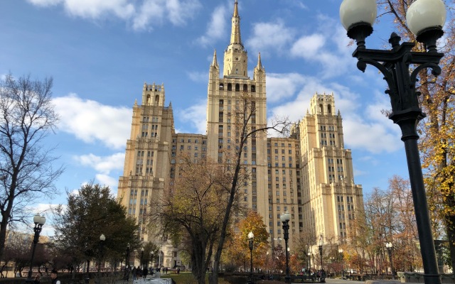 Квартира GM Apartments в Сталинской высотке