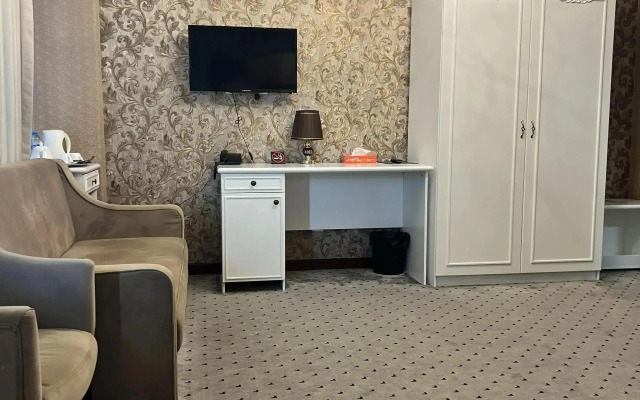 Orzu Tur Grand Hotel