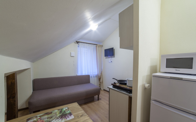Apartments on Yunaya 15