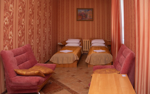 Гостиница Яръ