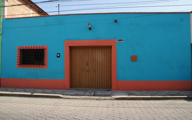 Casa IsakiGuest House