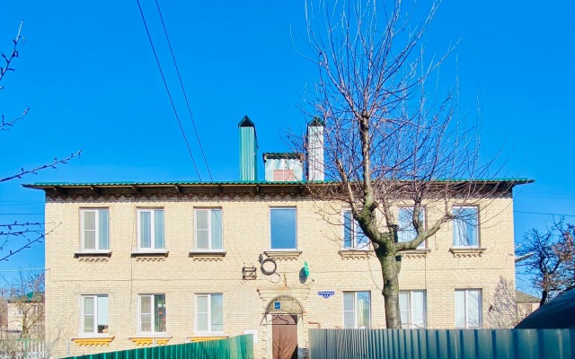 1-y Pochtovyij Proezd Apartments