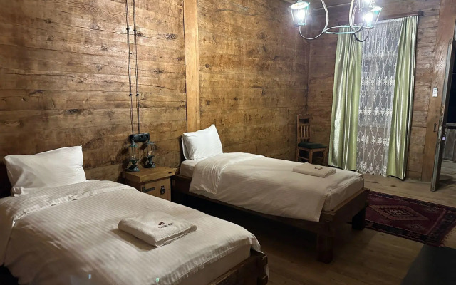 Отель Sazano Wine Cellar