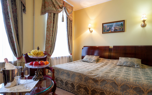 Azhur Classic Mini-Hotel