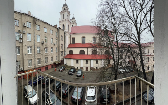 Roskoshnaya dvukhkomnatnaya v serdtse goroda Flat