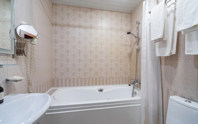 Квартира классическая евро-двухкомнатная на Столярном переулке