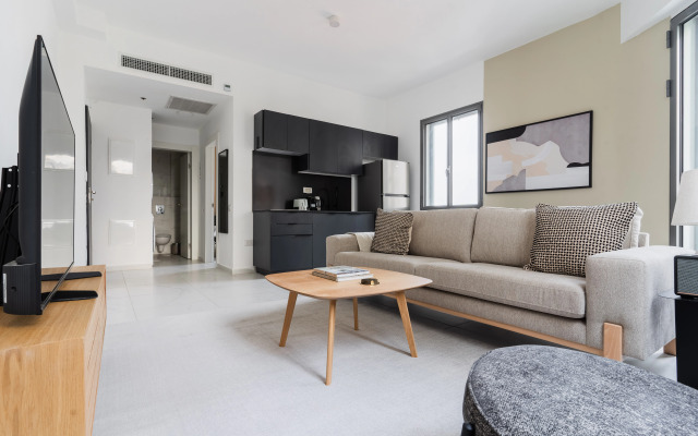 Blueground at Florentin ID44 Apartments