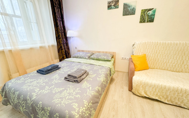 S zaseleniem 24/7 luchshiy servis posutochno 50 Flat