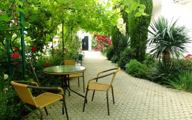 Semeyny Guest House