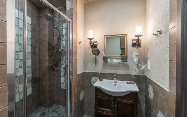 Welcome House Hotel