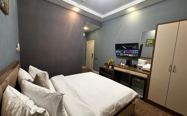 Royal Meridien Hotel