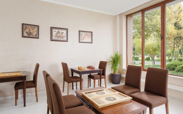 Chinar Health Hotel Naftalan Hotel