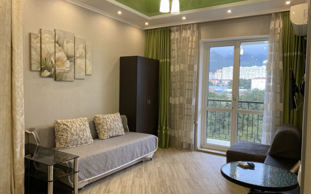 Na prospekte Gelendzhikskiy 116 Flat